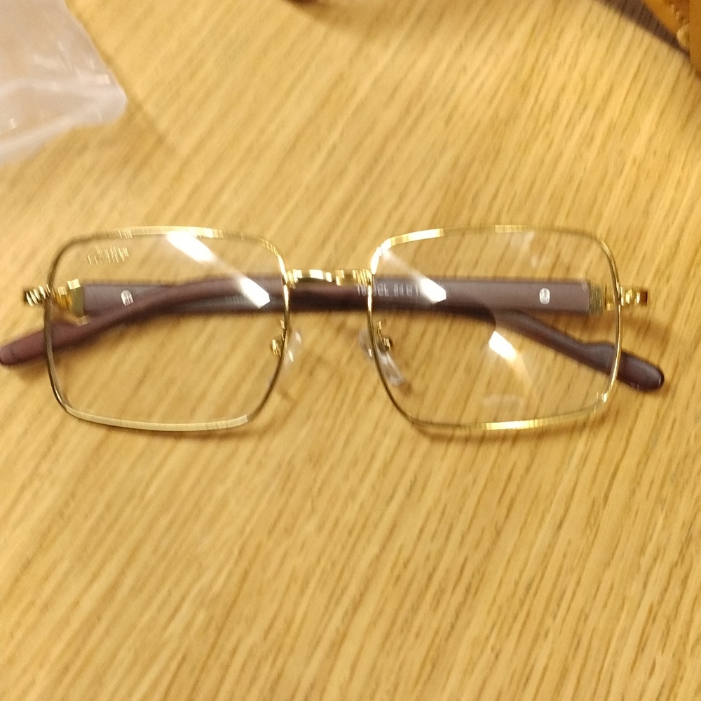 Glasses - Picture 5 of 6